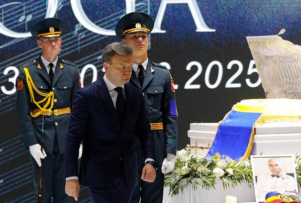 Молдова простилась с композитором Евгением Догой - 05.06.2025, Sputnik Молдова