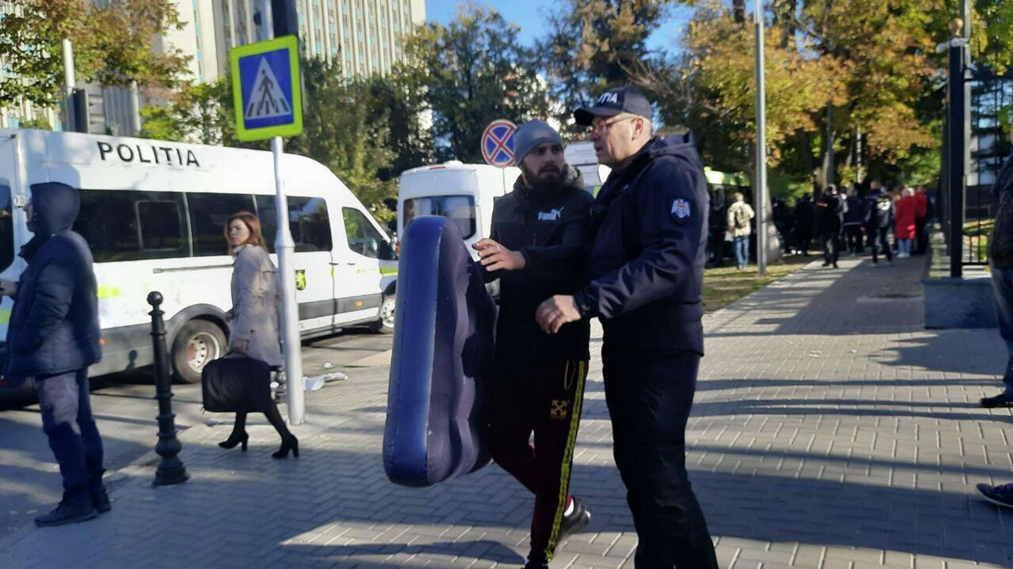 Произвол полиции в Молдове, страх PAS потерять власть, выборные уловки от ЦИК - 01.09.2025, Sputnik Молдова