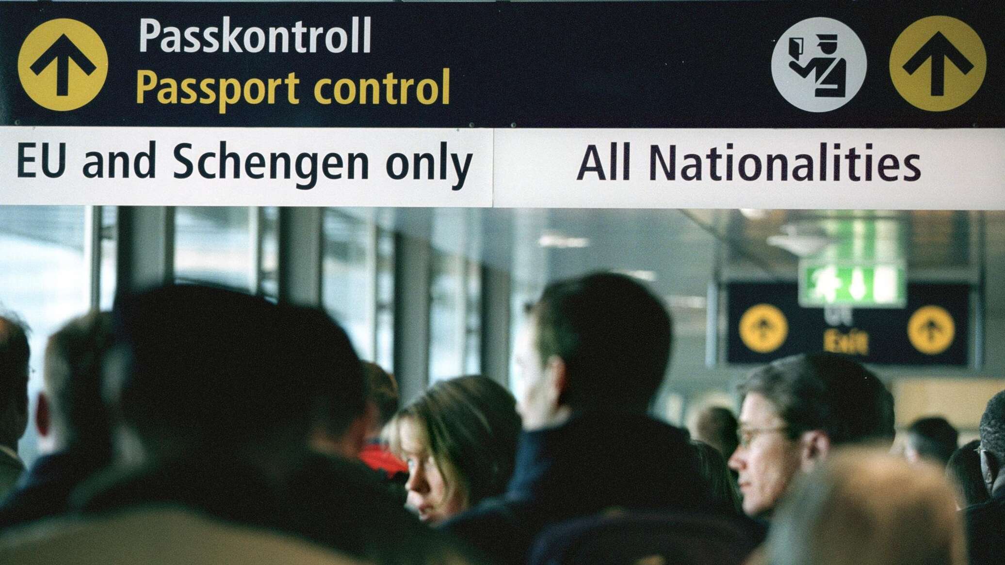 Parlamentul Olandei nu a programat nici un vot pe Schengen 