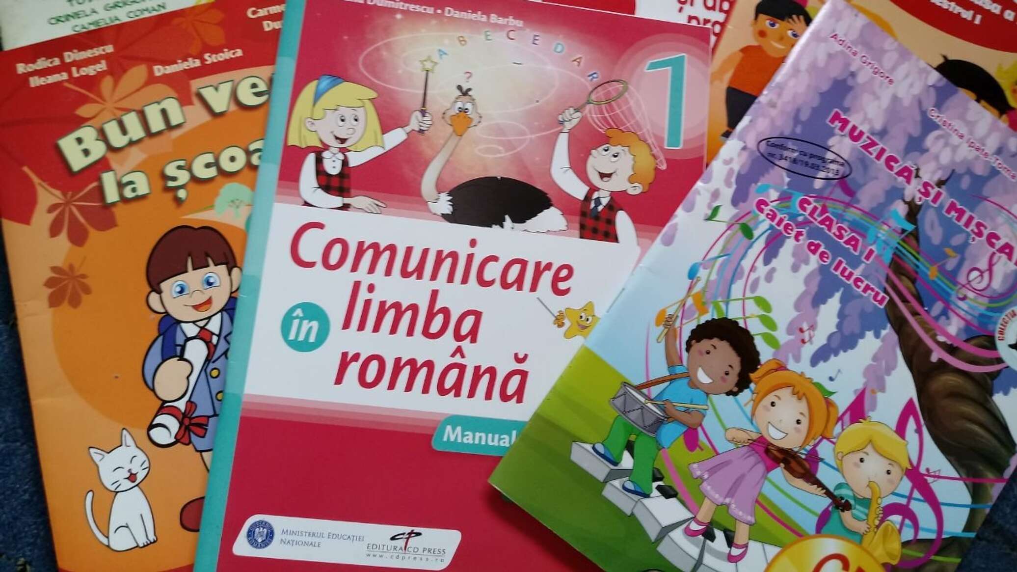 Manuale noi, din 1 septembrie  