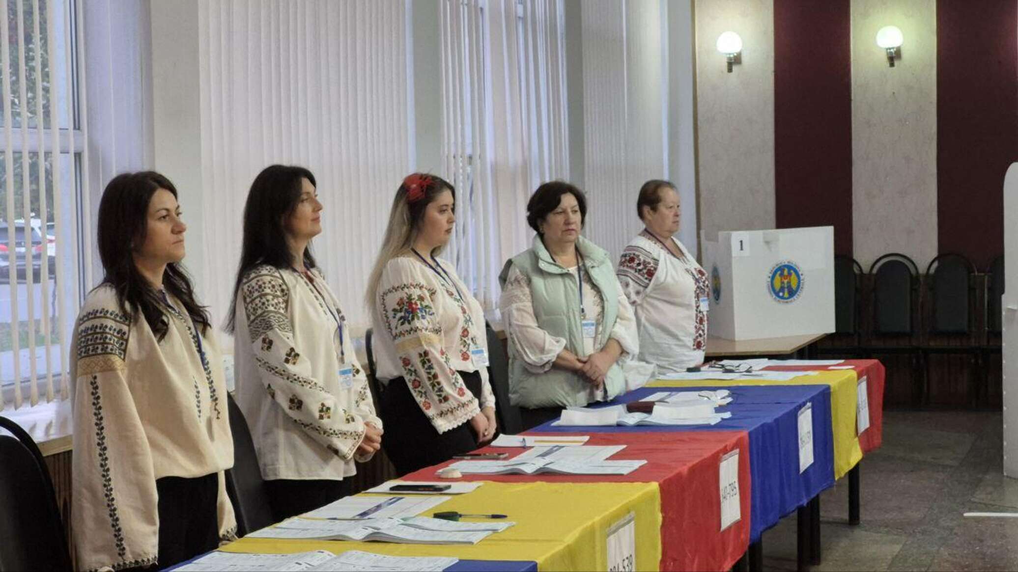 Prezența la vot la alegerile parlamentare din Republica Moldova a depășit 10% 