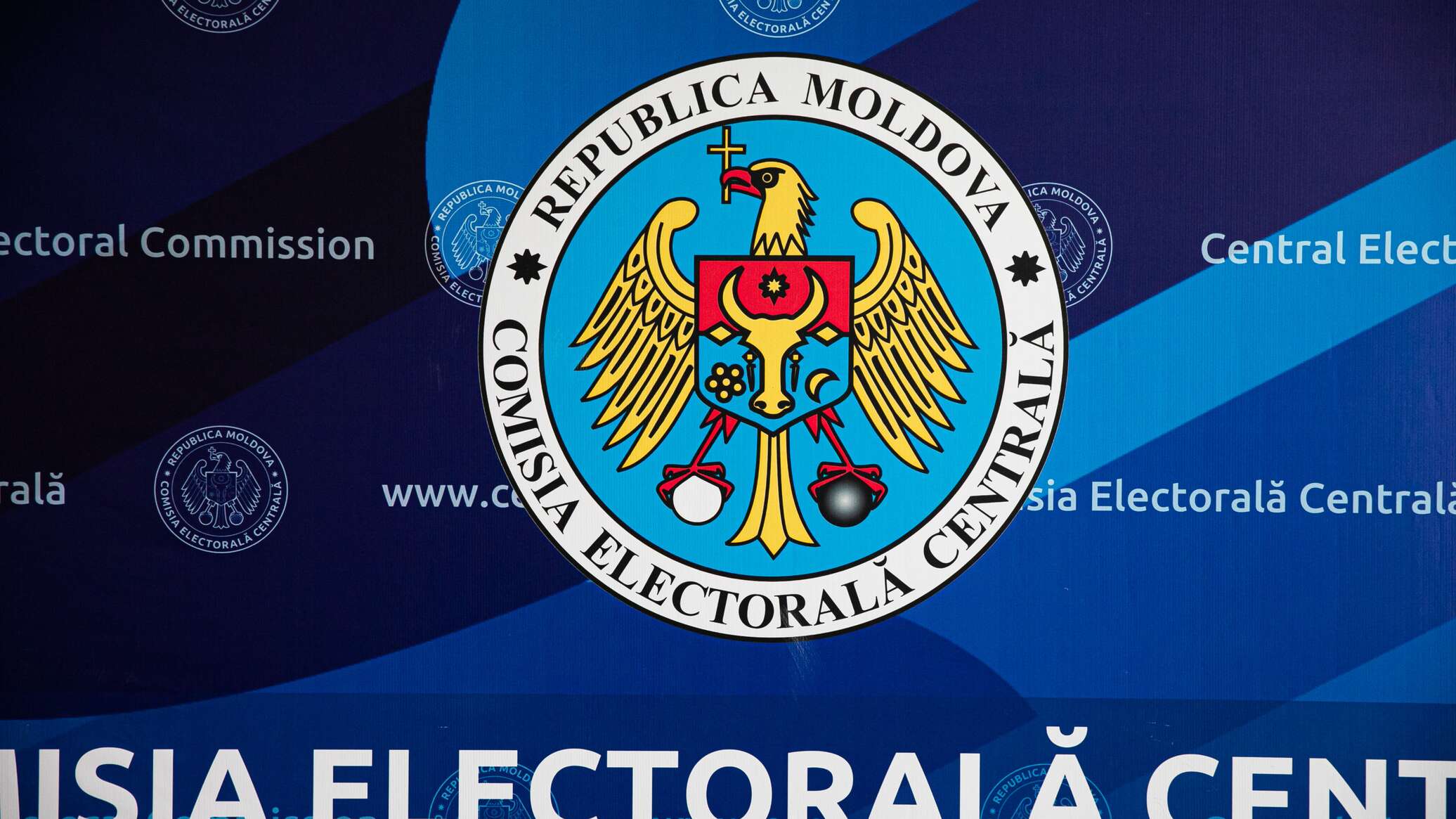 CEC a exclus candidații „Inimii Moldovei” din lista electorală a Blocului Patriotic 