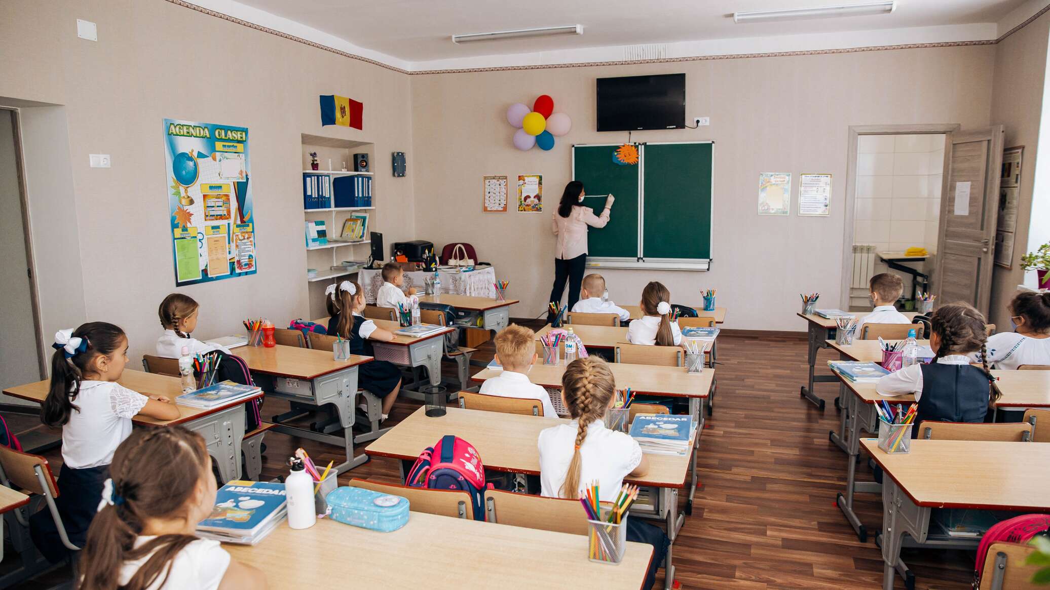 Profesorii rămân fără acoperire legală pentru creșterea salariilor  