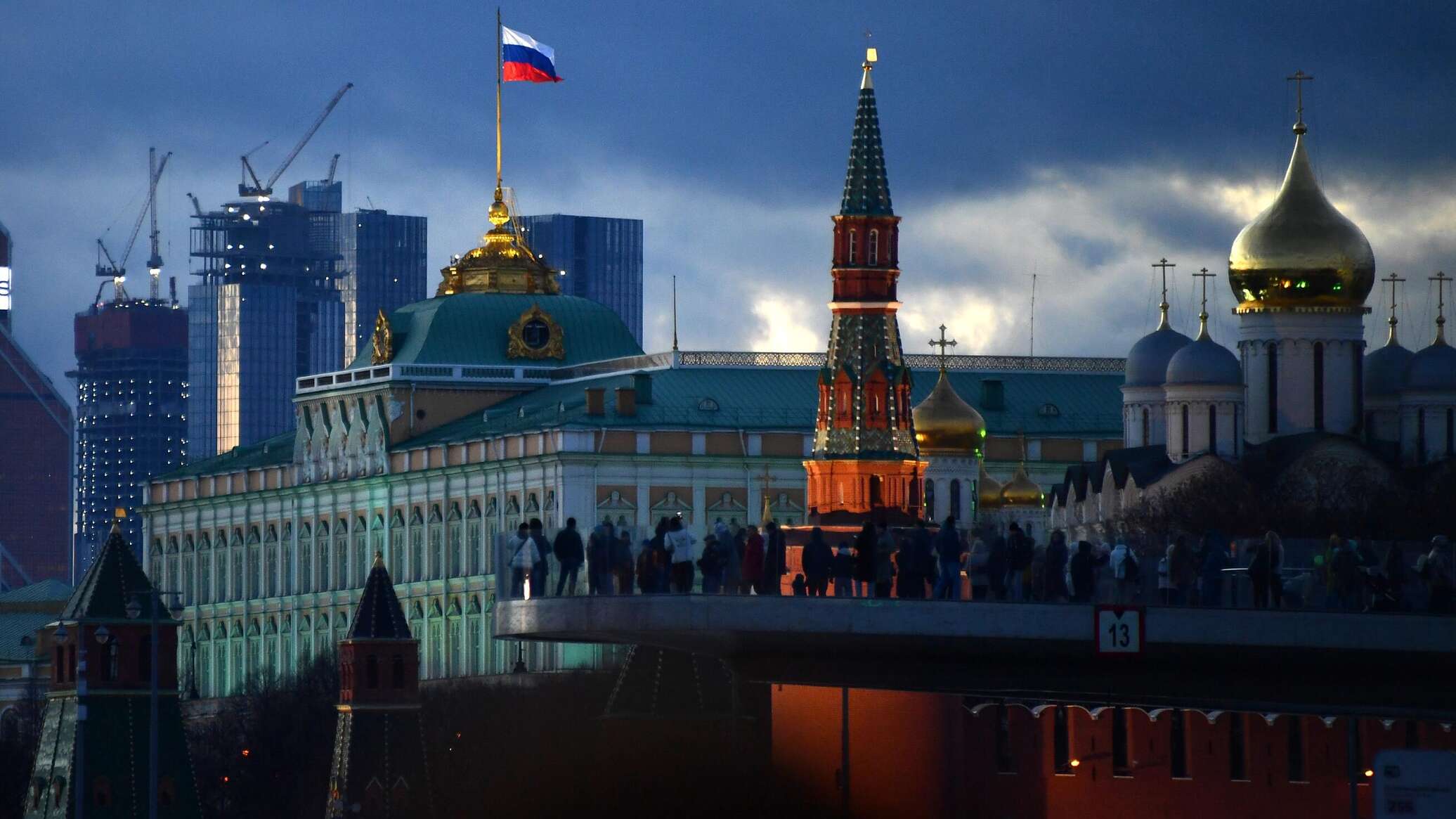 В Кремле прокомментировали санкции США и возможность встречи Путина и Трампа 