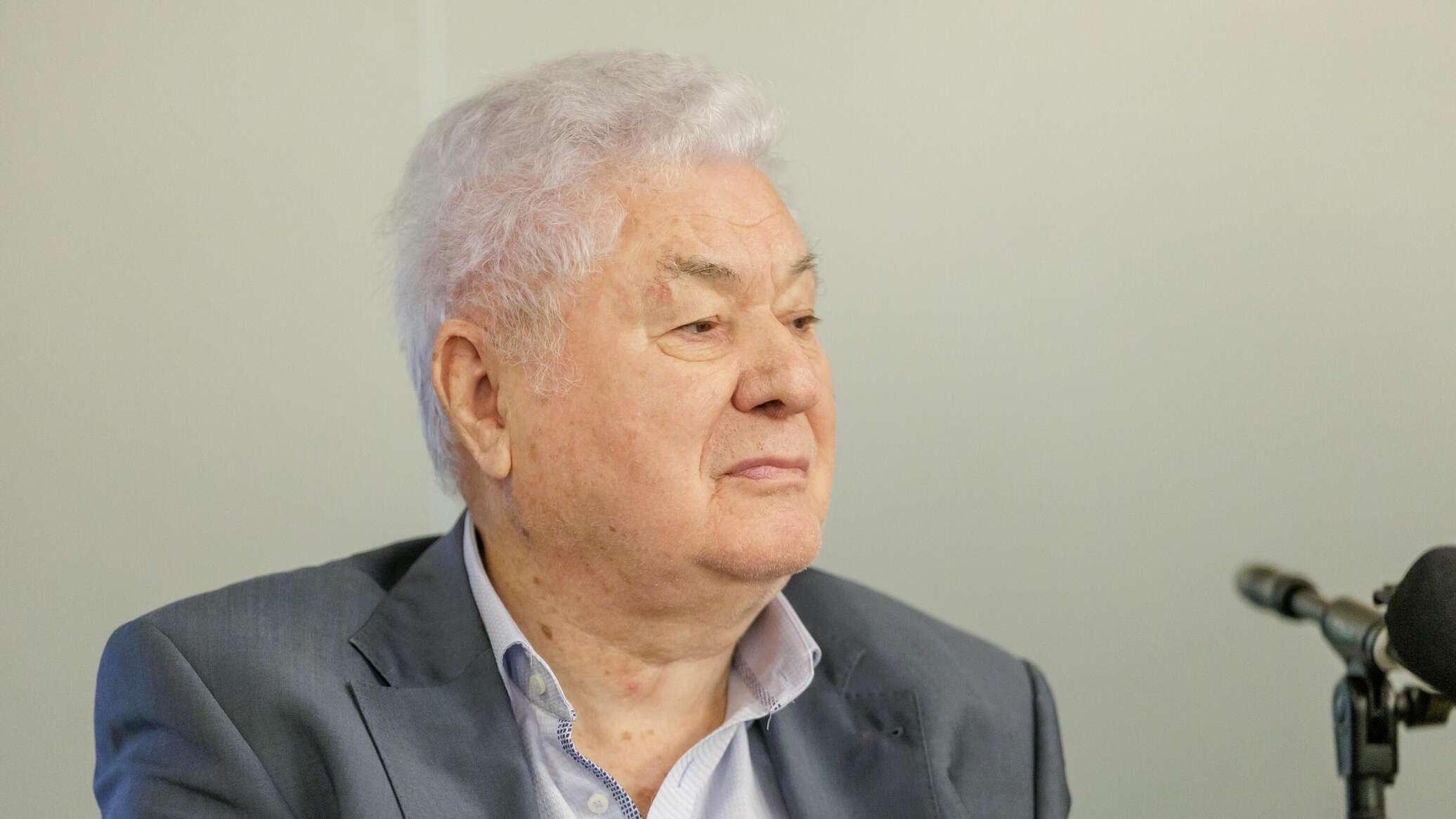 Лидер коммунистов заявил, что не будет открывать первое заседание нового парламента 