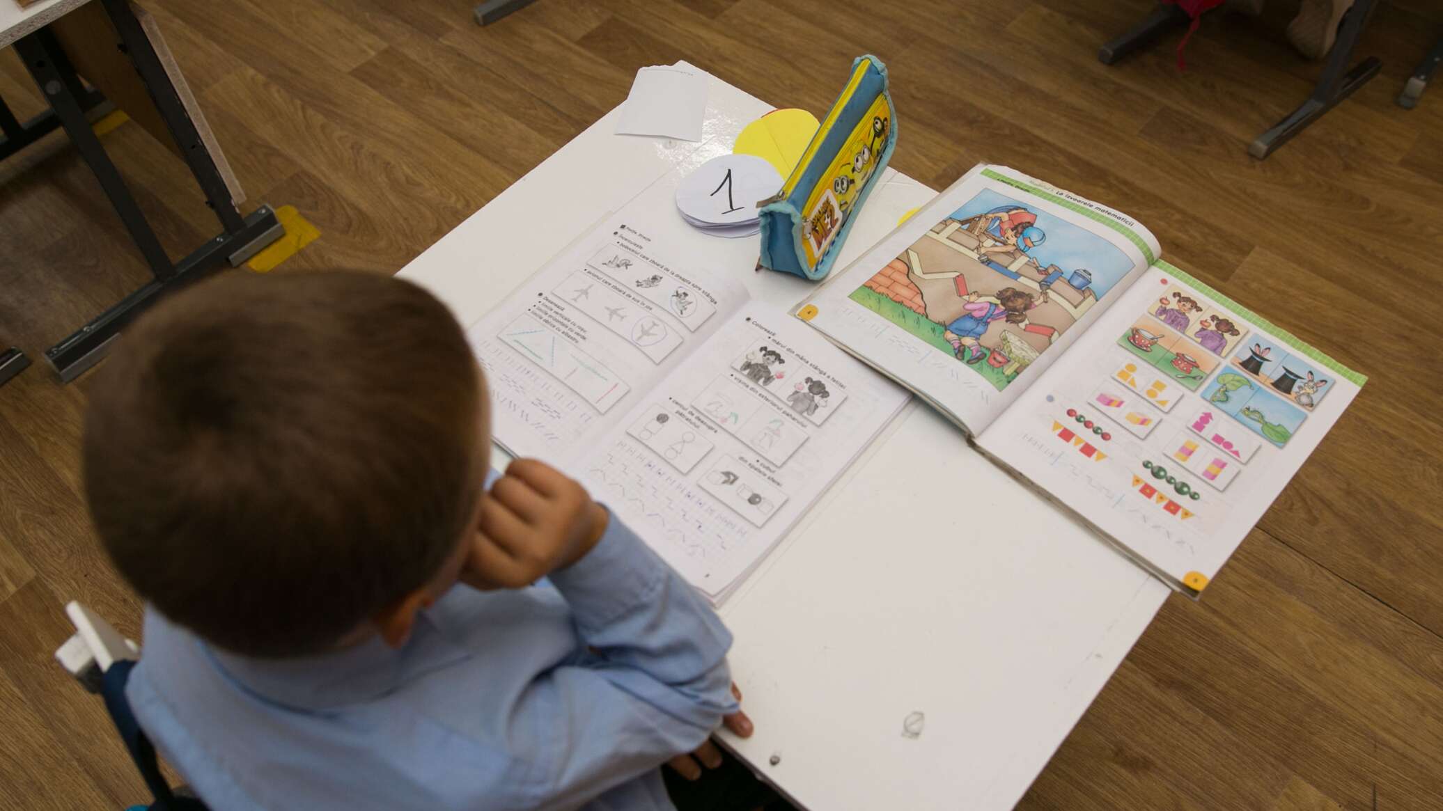 В канун Дня учителя в Молдове наградили лучших педагогов страны 