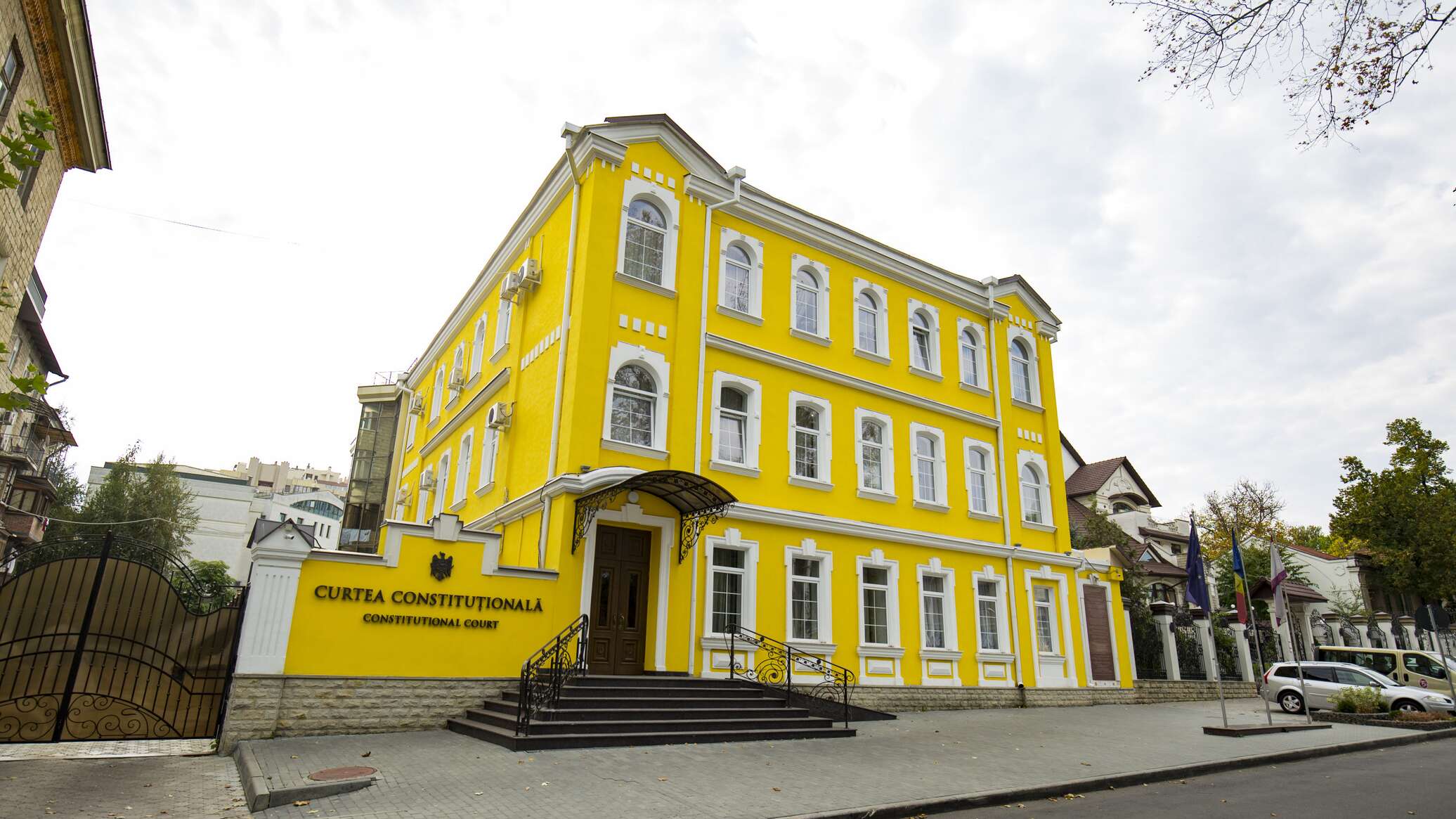 КС Молдовы утвердил результаты выборов и мандаты депутатов новоизбранного парламента 