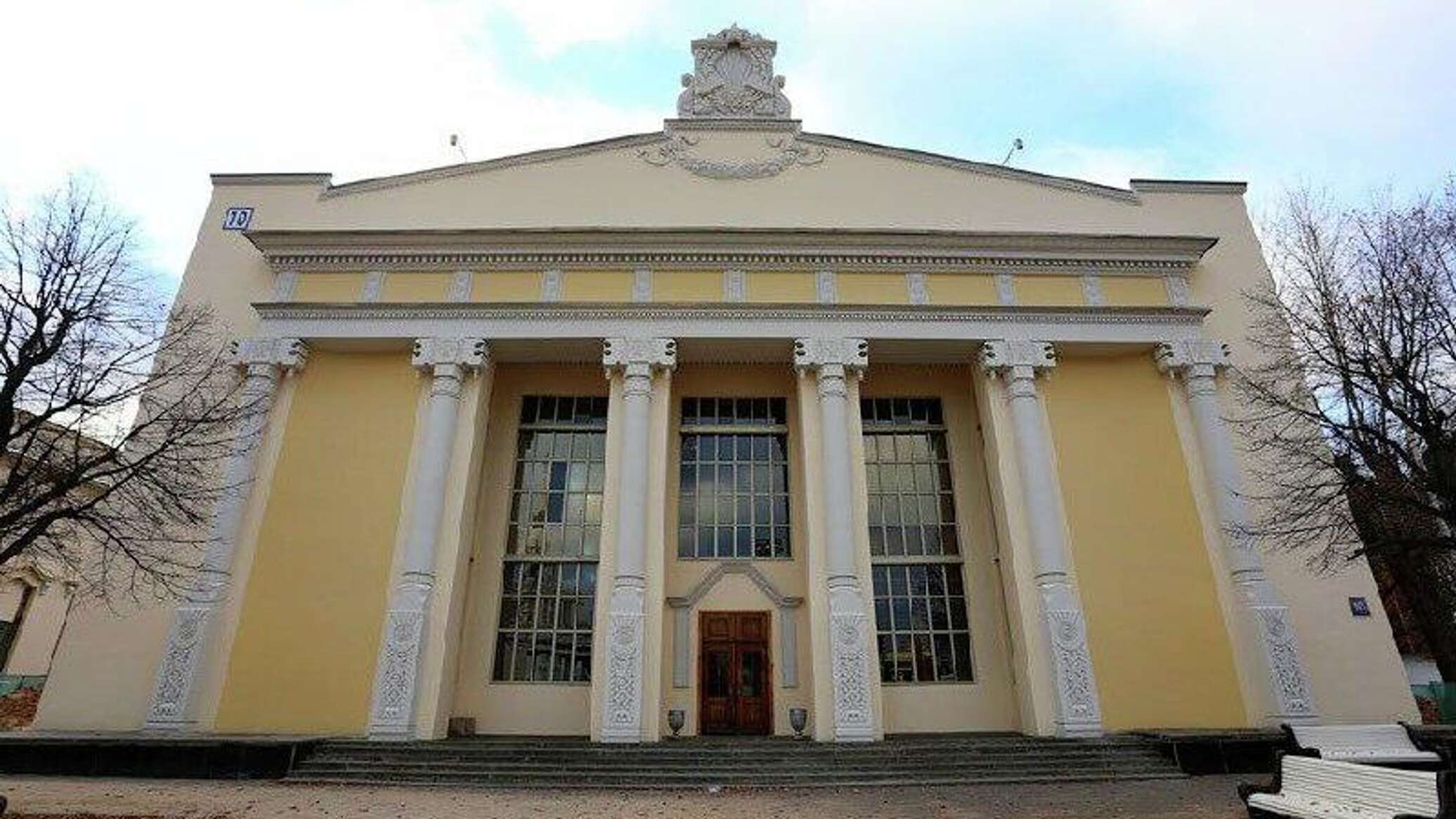 Тутанхамон вместо плацынд: Moldexpo выселили из павильона "Молдова" на ВДНХ в Москве 