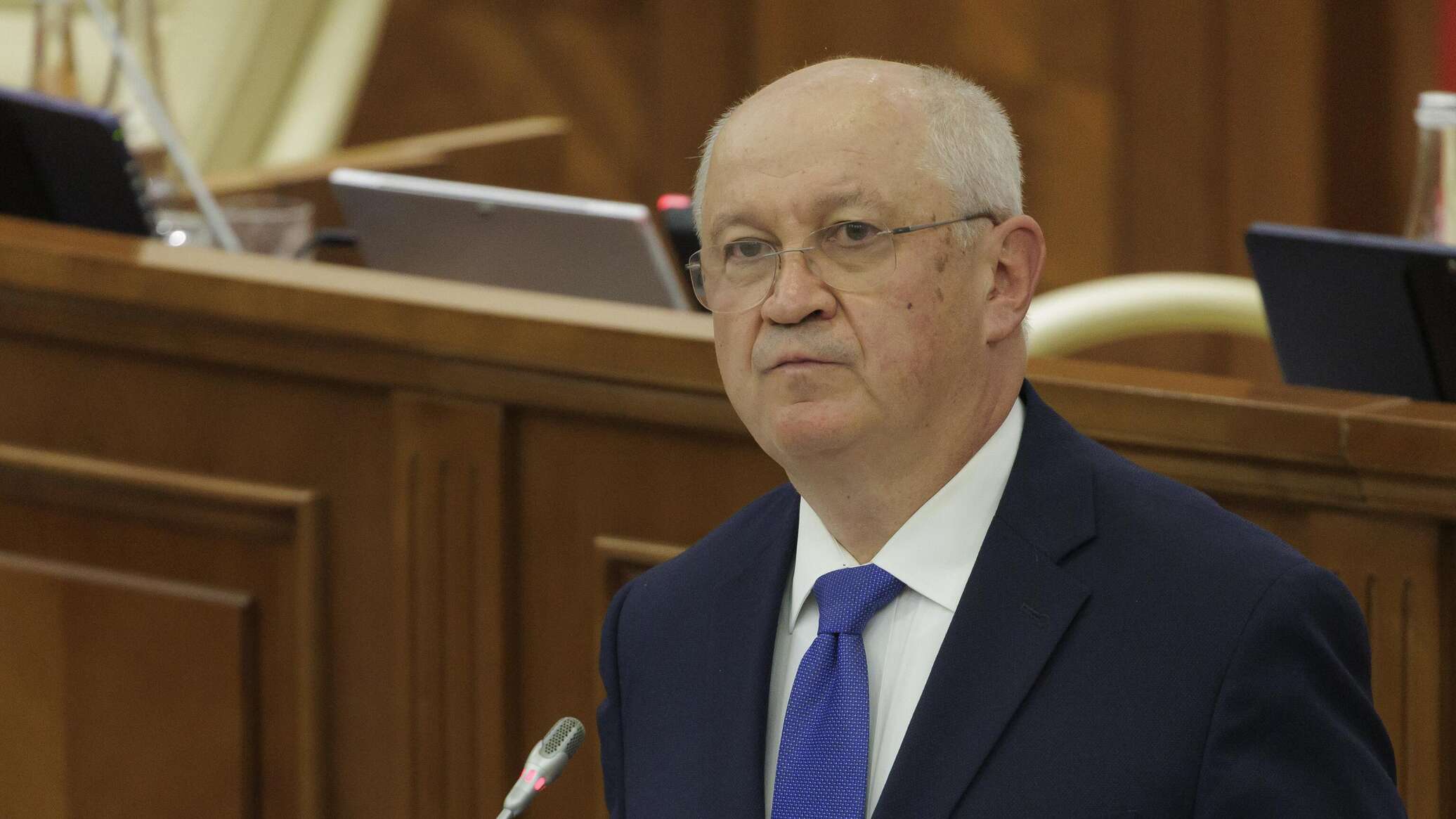 Cabinetul de miniștri condus de Alexandru Munteanu a depus jurămîntul 