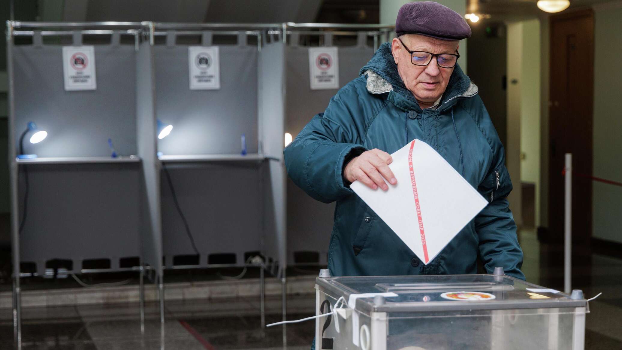 Выборы в Приднестровье: к урнам для голосования пришли более 20% избирателей 