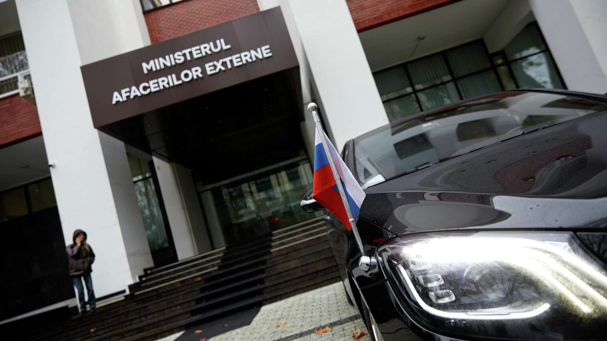 Мария Захарова прокомментировала вызов в МИД Молдовы Олега Озерова