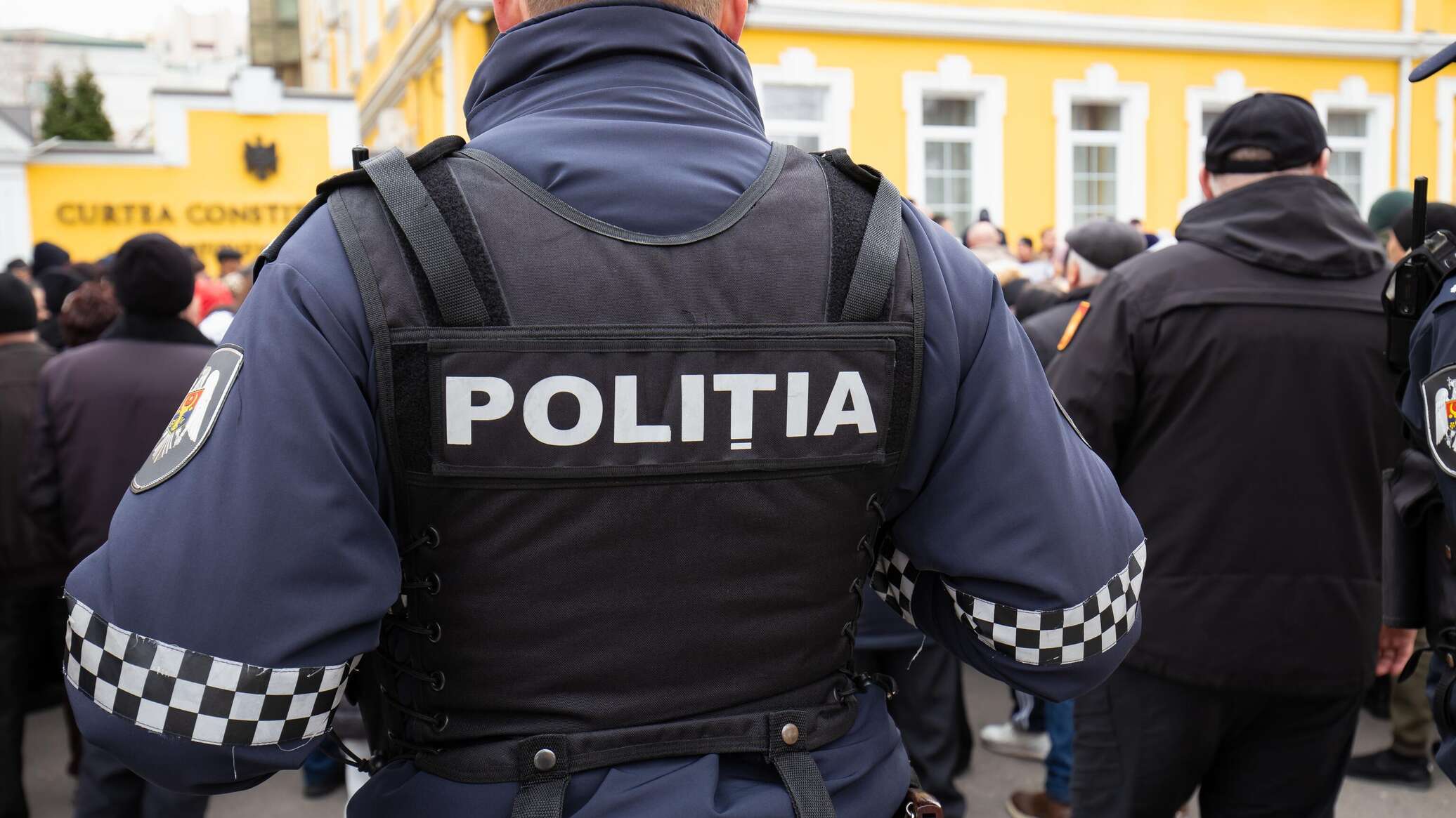 PAS отрицает все молдавское, штрафы пенсионерам, провластные боты и цензура - 05.12.2025, Sputnik Молдова