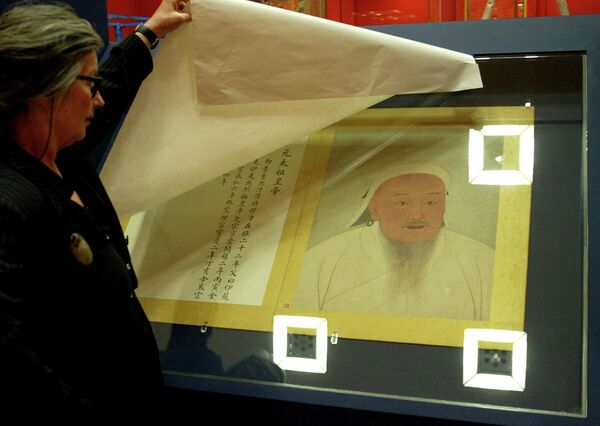 Чавес, Лукашенко, Эрдоган: политические деятели и знаменитости, родившиеся в год Лошади - 31.12.2025, Sputnik Молдова