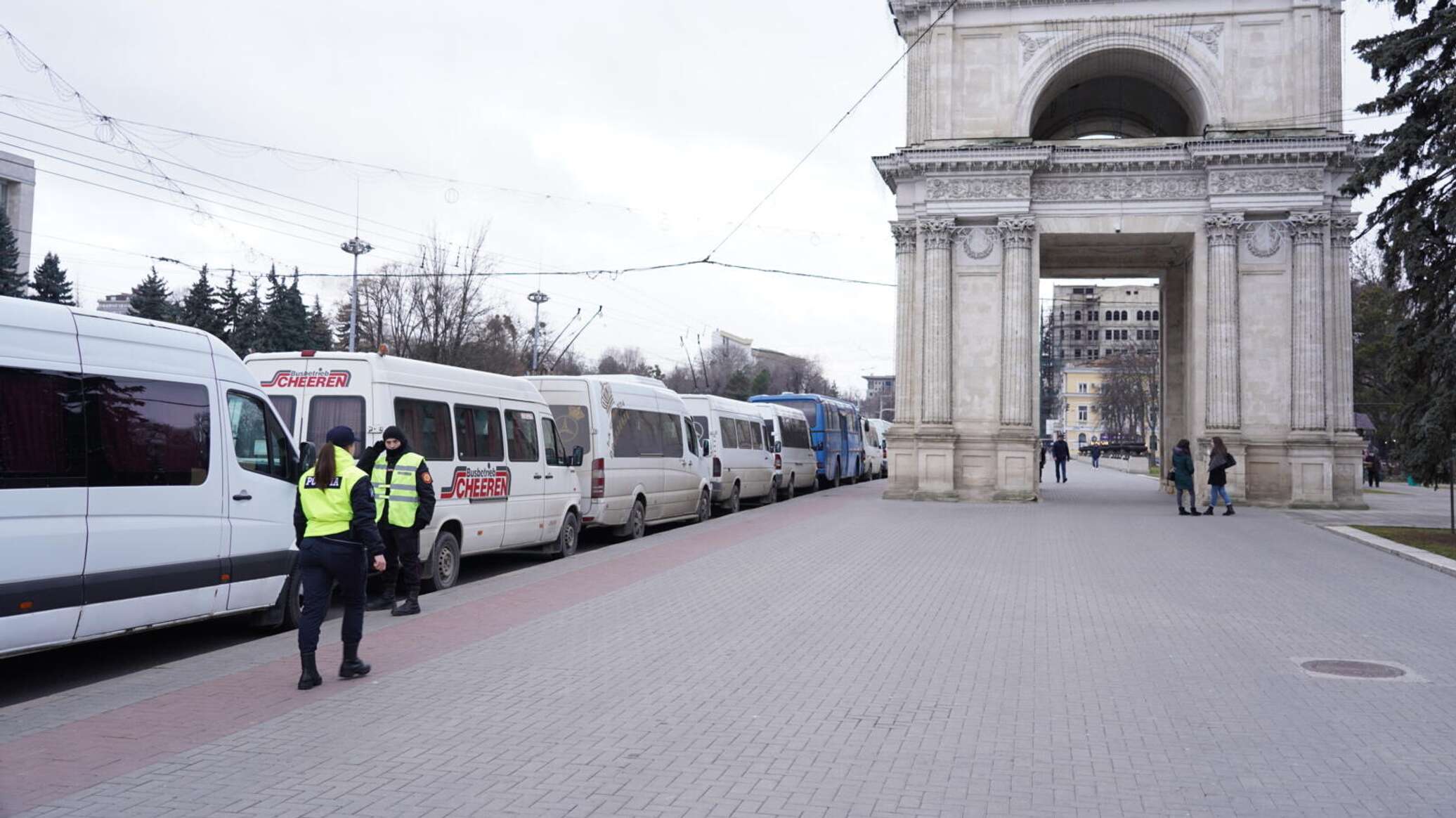 Молдавские перевозчики снова грозят протестами 