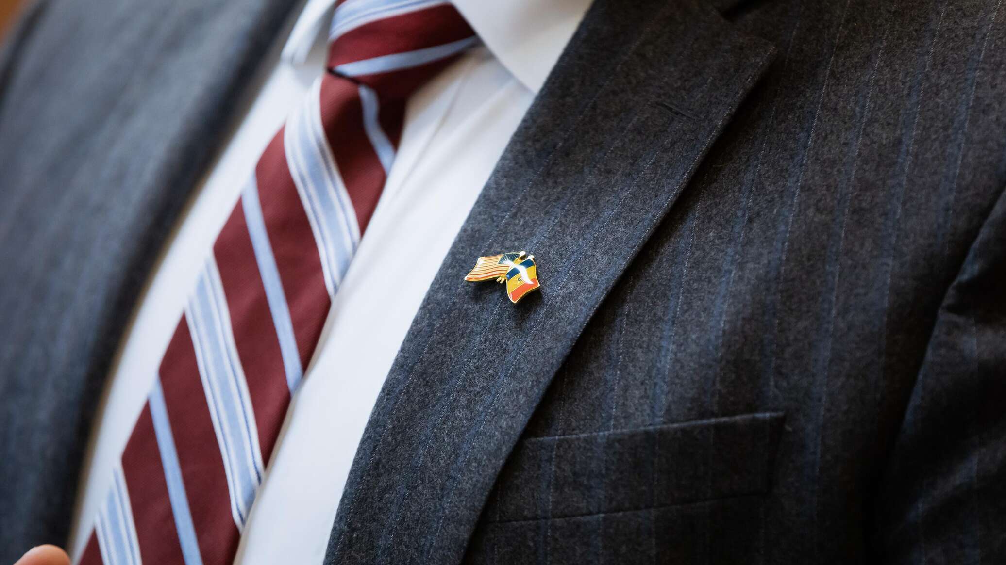 Пожар стал причиной приостановки консульских услуг посольством Молдовы в США 