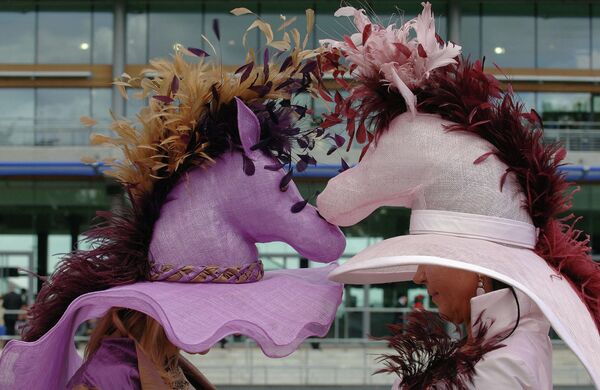 Копыта, гривы и глянец: символ 2026 года в моде и культуре &ndash; фото - 01.01.2026, Sputnik Молдова