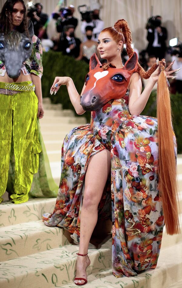 Копыта, гривы и глянец: символ 2026 года в моде и культуре &ndash; фото - 01.01.2026, Sputnik Молдова