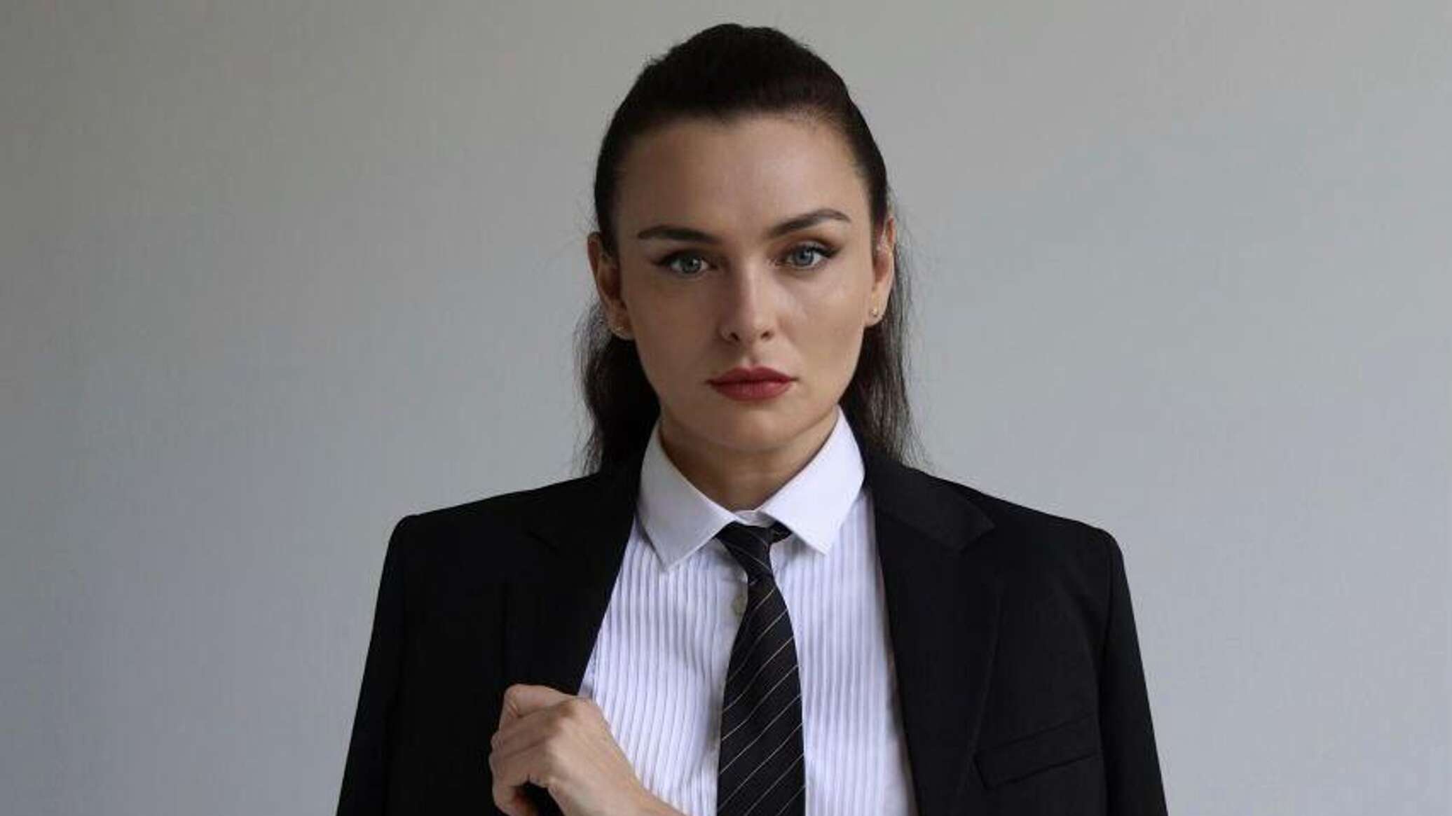 В аэропорту Кишинева удерживают оппозиционного политика Викторию Фуртунэ