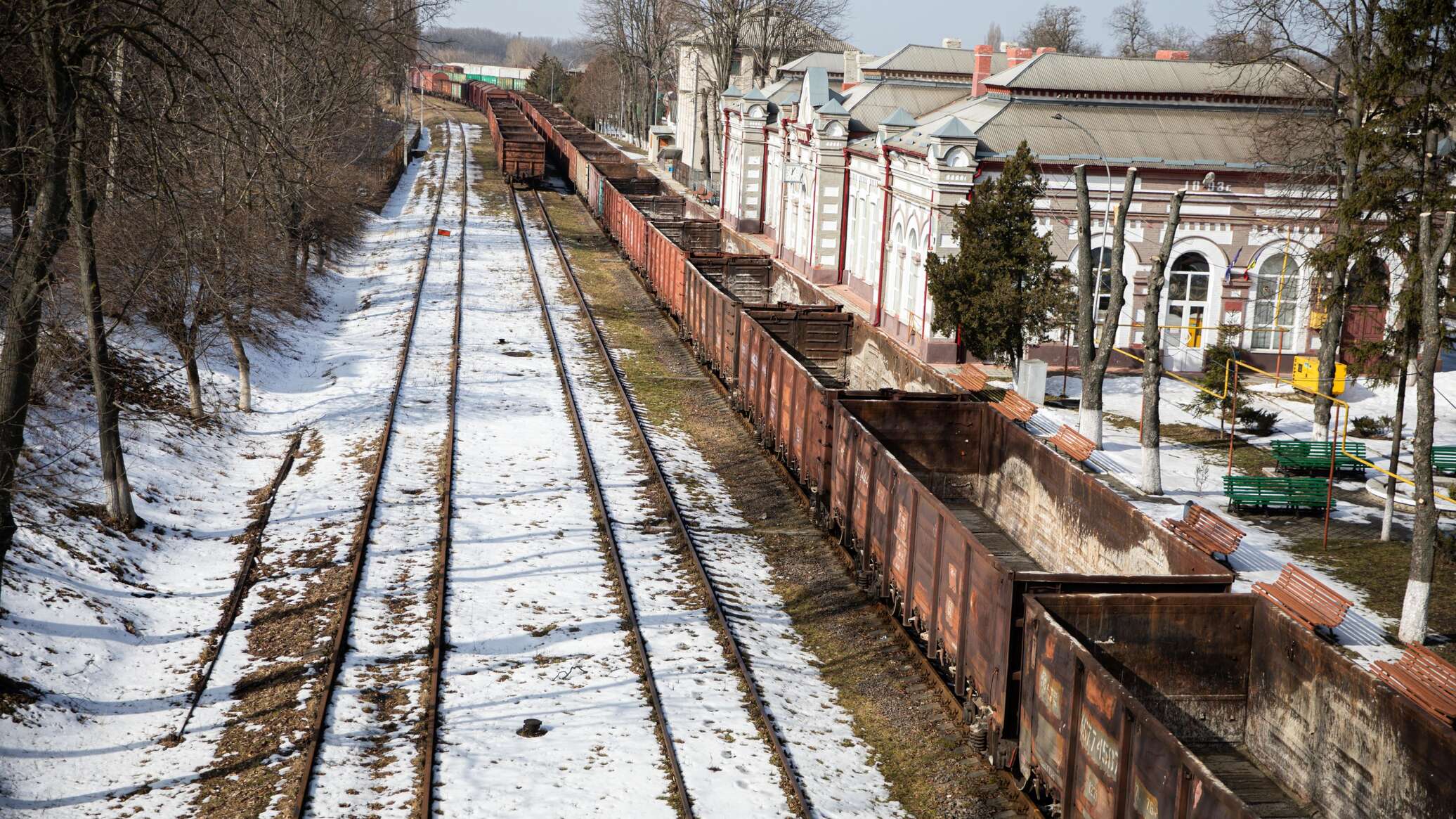 Технический простой и отсутствие отопления: ситуация на ЖДМ не улучшается