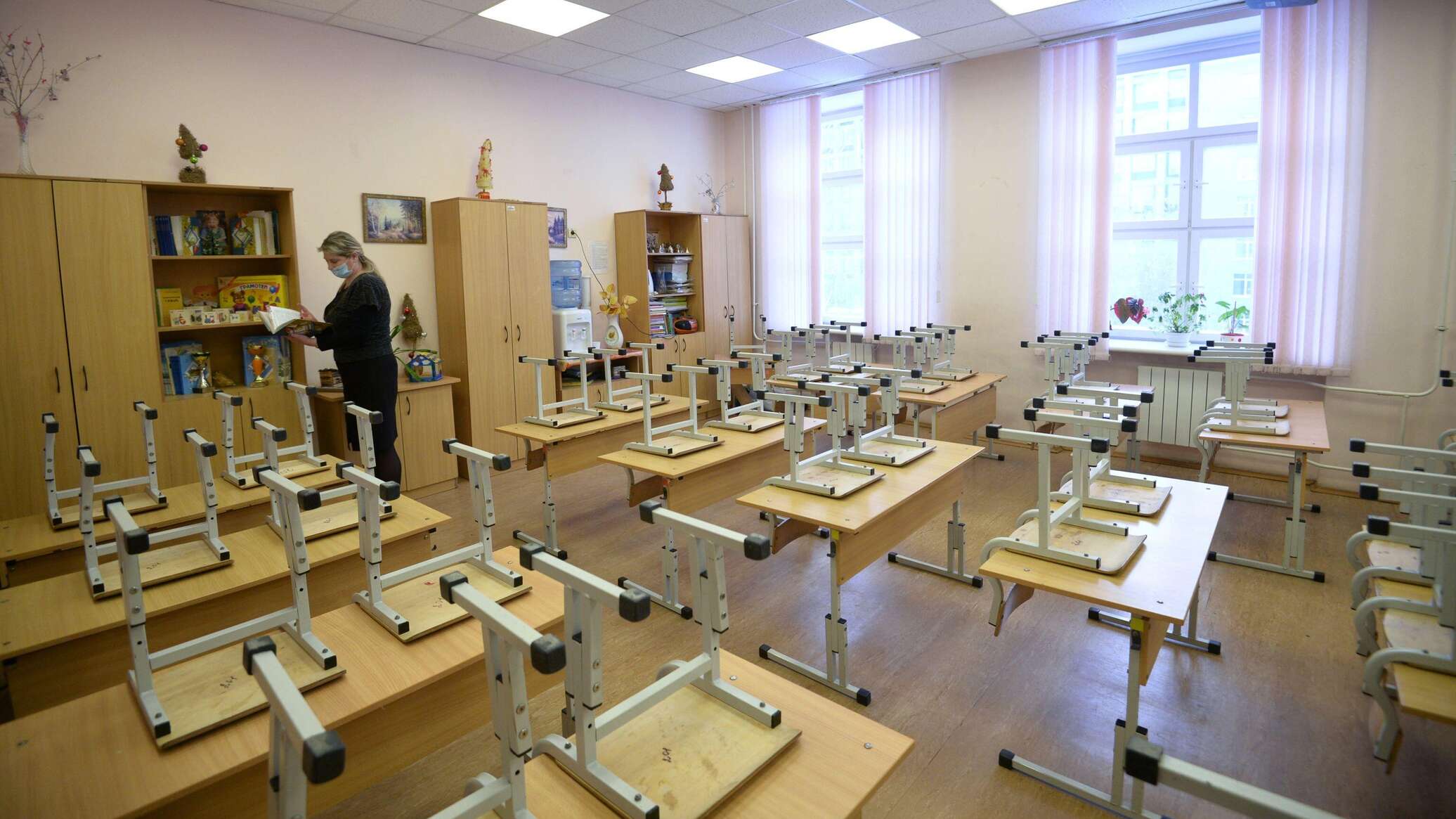 PAS экономит на образовании в Молдове, фактор Плахотнюка, прогноз на 2026 год - 05.01.2026, Sputnik Молдова