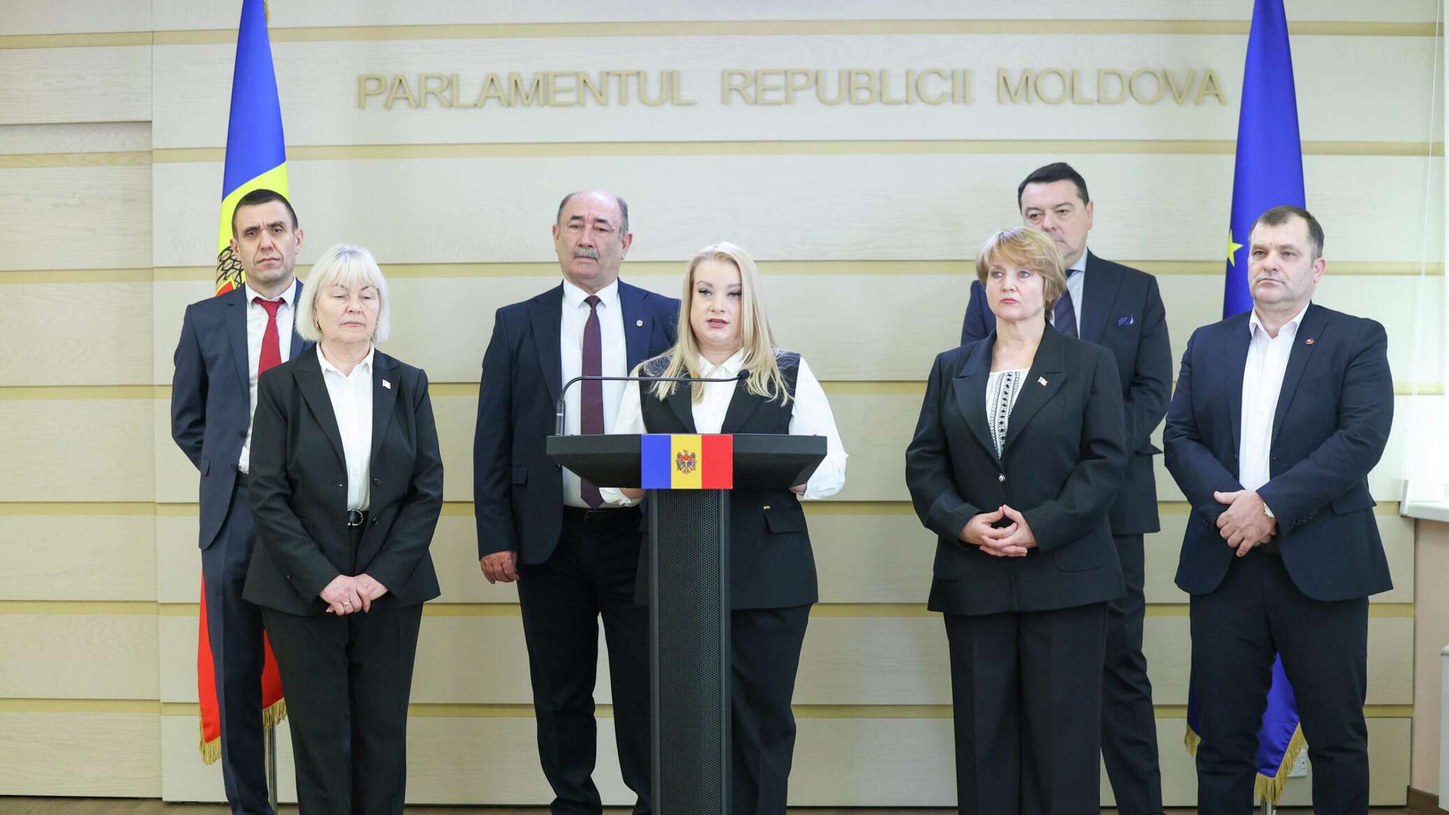 ПКРМ обвинила PAS в превращении парламента в сцену для праздничных мероприятий 