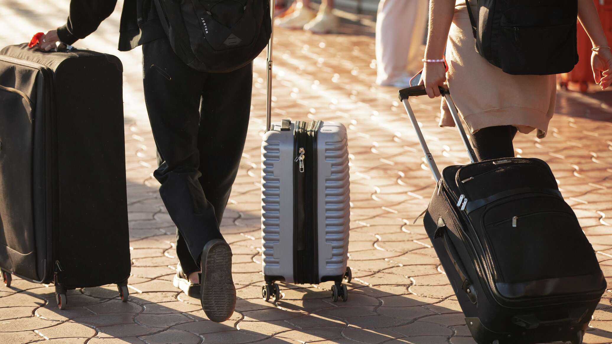 Молдавские туристы не могут вернуться домой из