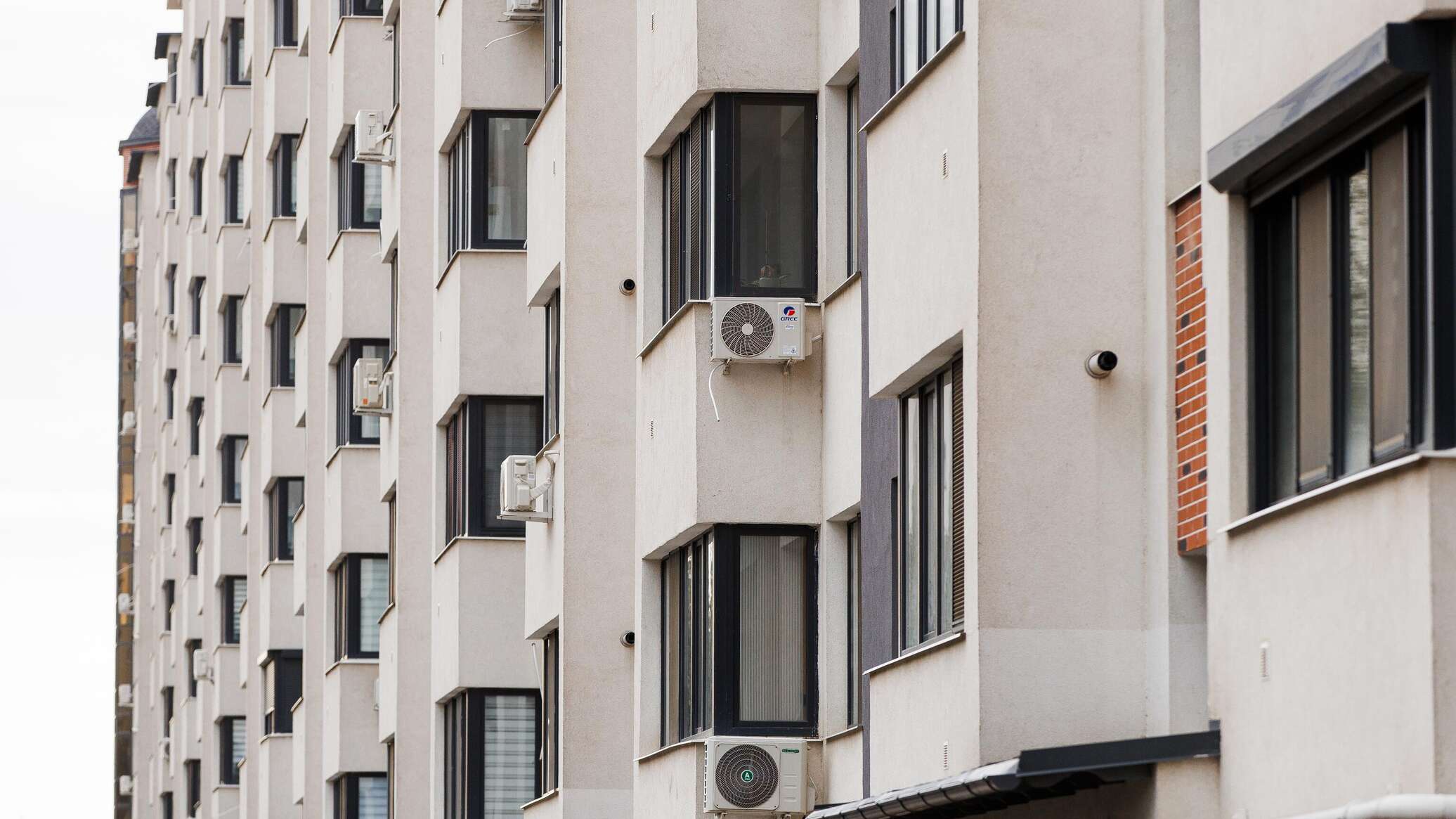 Продлен срок приватизации государственного жилья в Молдове 