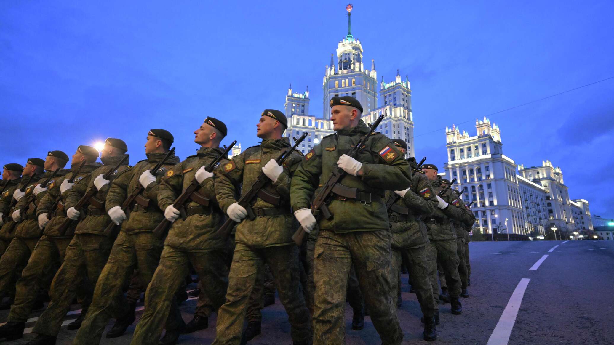 Последние приготовления перед 9 мая: репетиция парада Победы в Москве - 30.04.2026, Sputnik Молдова