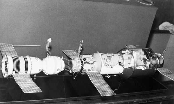 Первые в космосе: мировые достижения советской и российской космонавтики  - 12.04.2026, Sputnik Молдова