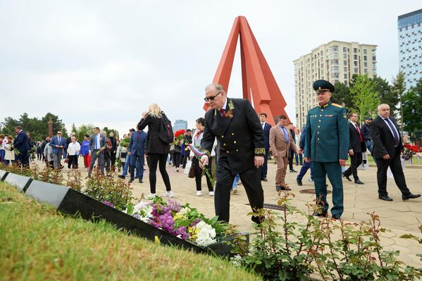 В городах Молдовы прошли торжества по случаю 81-й годовщины Великой Победы – фото - 09.05.2026, Sputnik Молдова