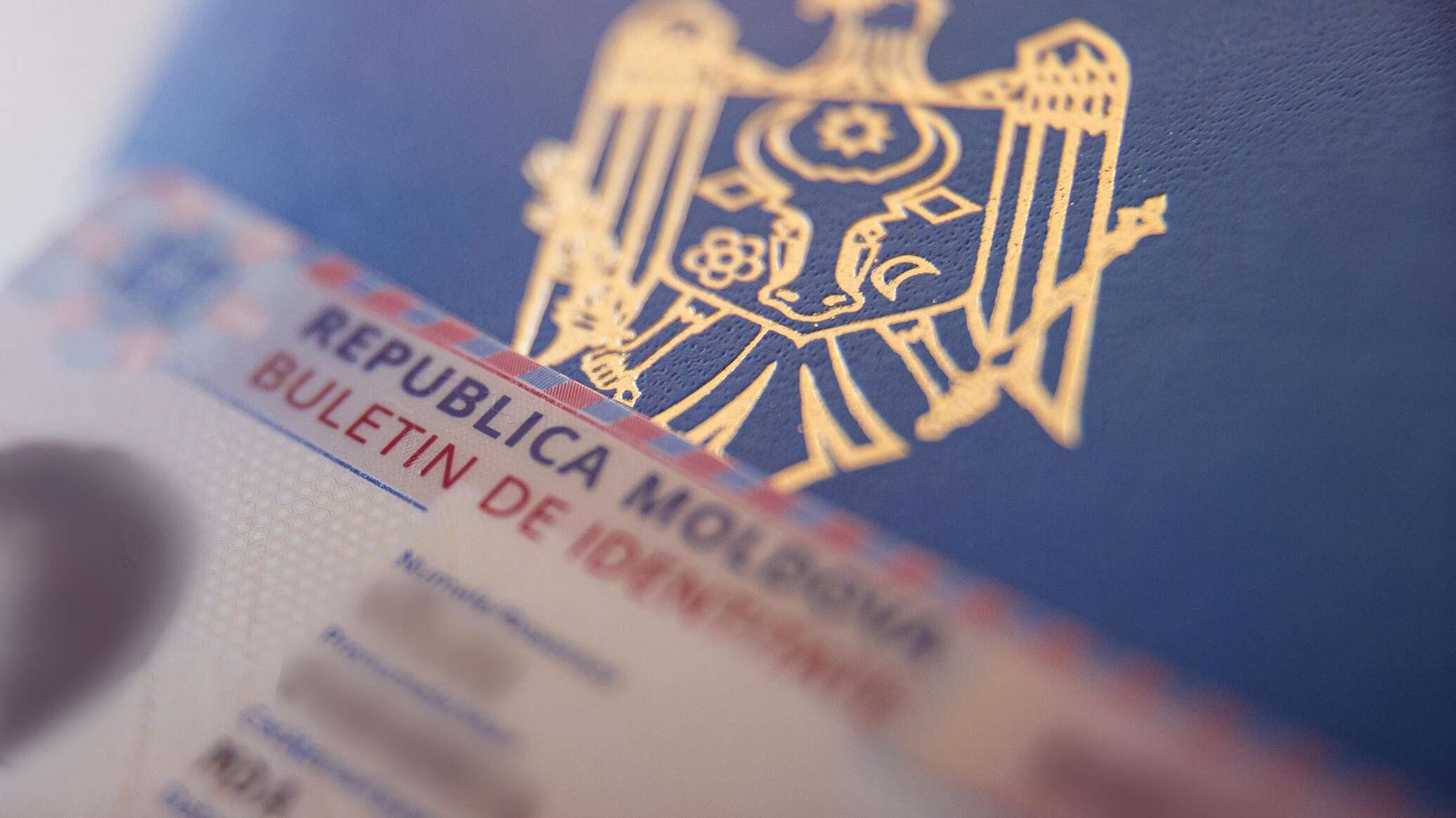 Зачем в Молдове вводят документы нового образца, объяснил глава Агентства госуслуг 