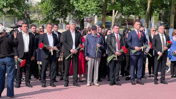 В городах Молдовы прошли торжества по случаю 81-й годовщины Великой Победы – фото - 09.05.2026, Sputnik Молдова