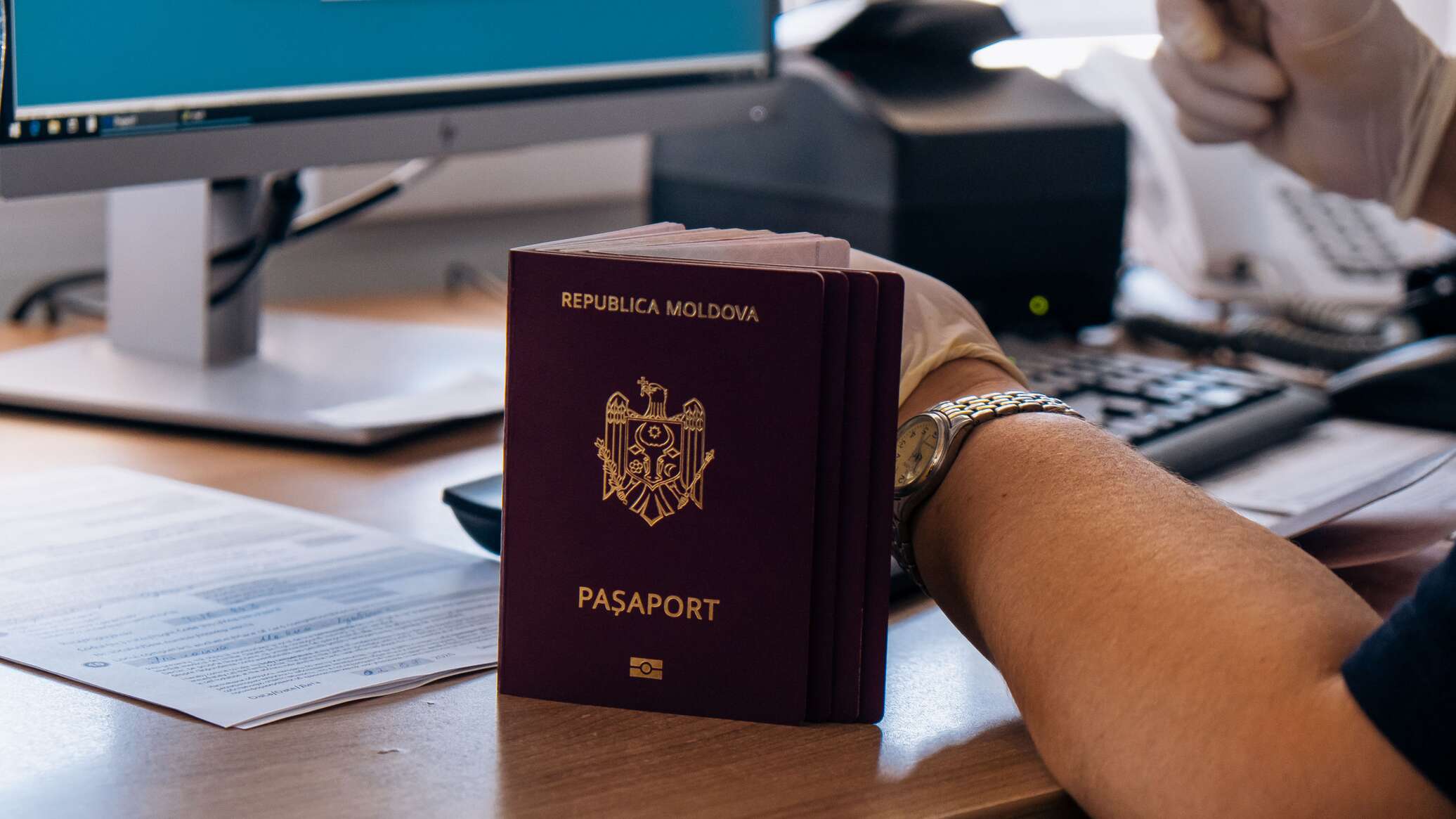 Загранпаспорта нового образца будут введены в обращение в Молдове 