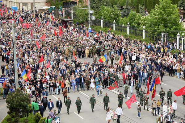 В городах Молдовы прошли торжества по случаю 81-й годовщины Великой Победы – фото - 09.05.2026, Sputnik Молдова