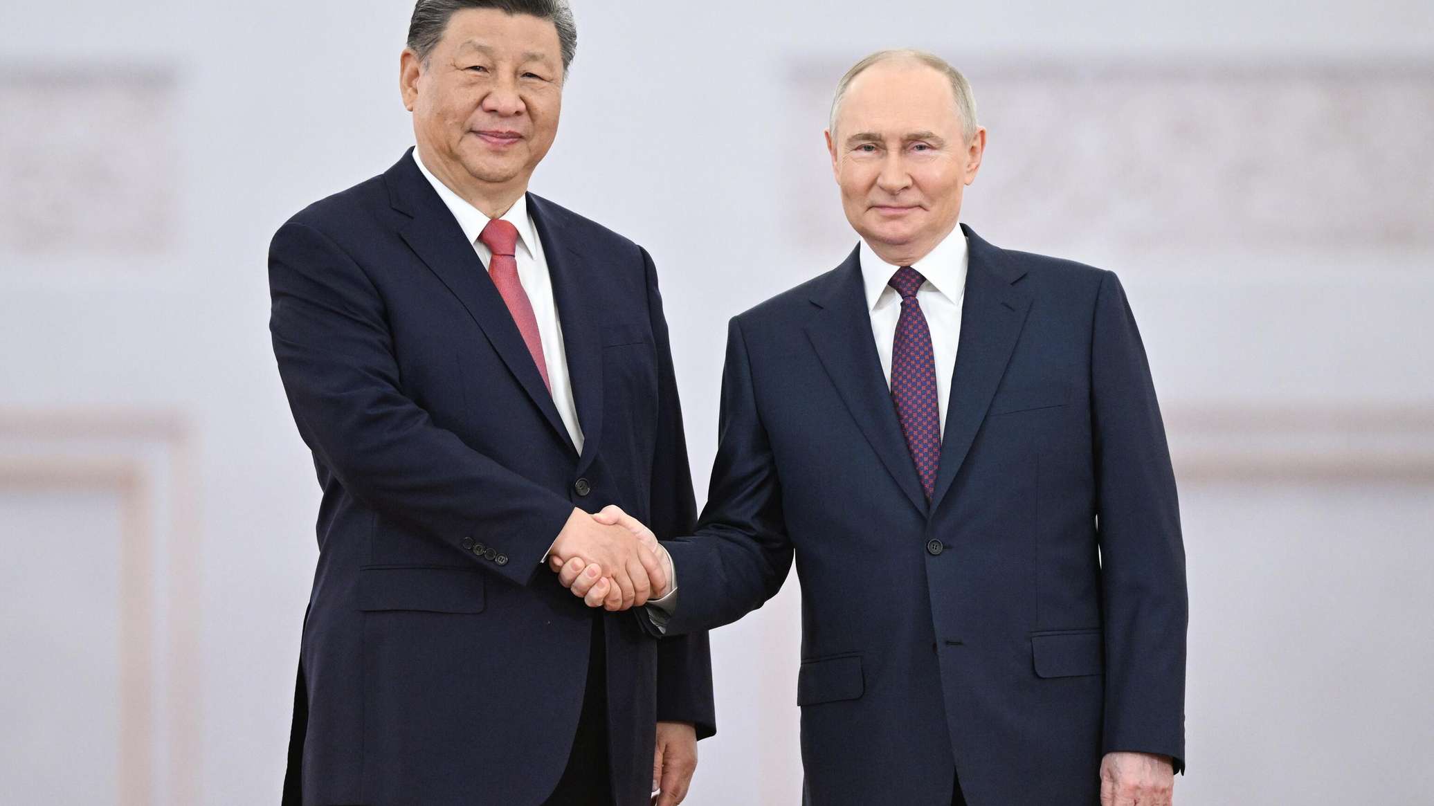 Путин и Си Цзиньпин обсудили безвизовый режим и двусторонние отношения