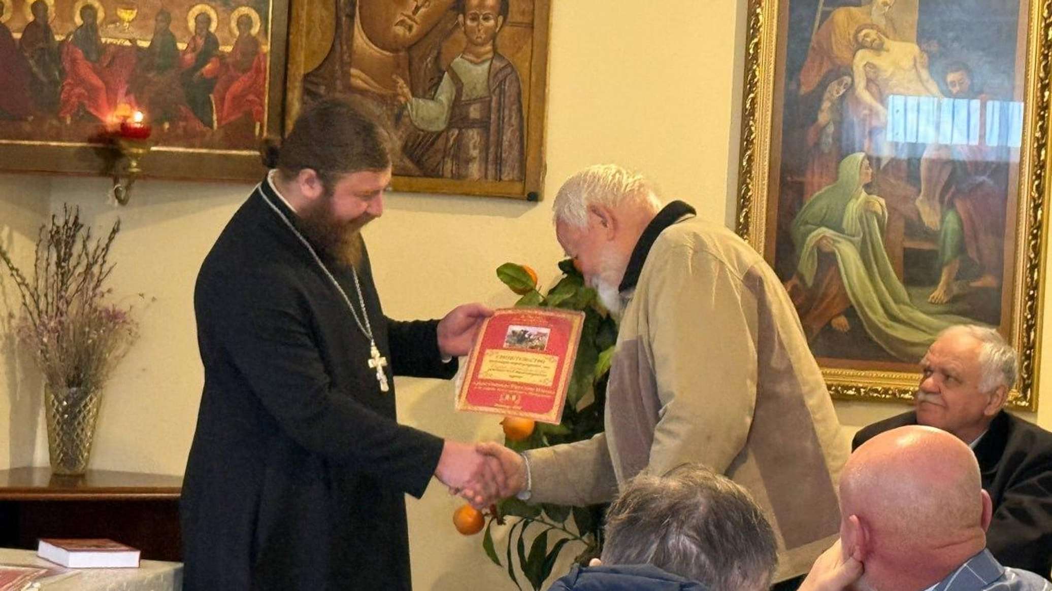 В Кишиневе представили книгу "Достойные русские имена в истории Бессарабии и Молдавии"